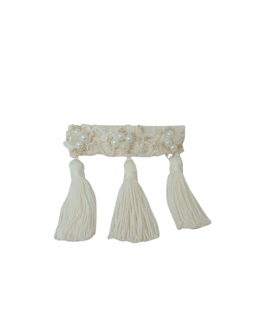 "Ivory Muse: Gancho Tassels"