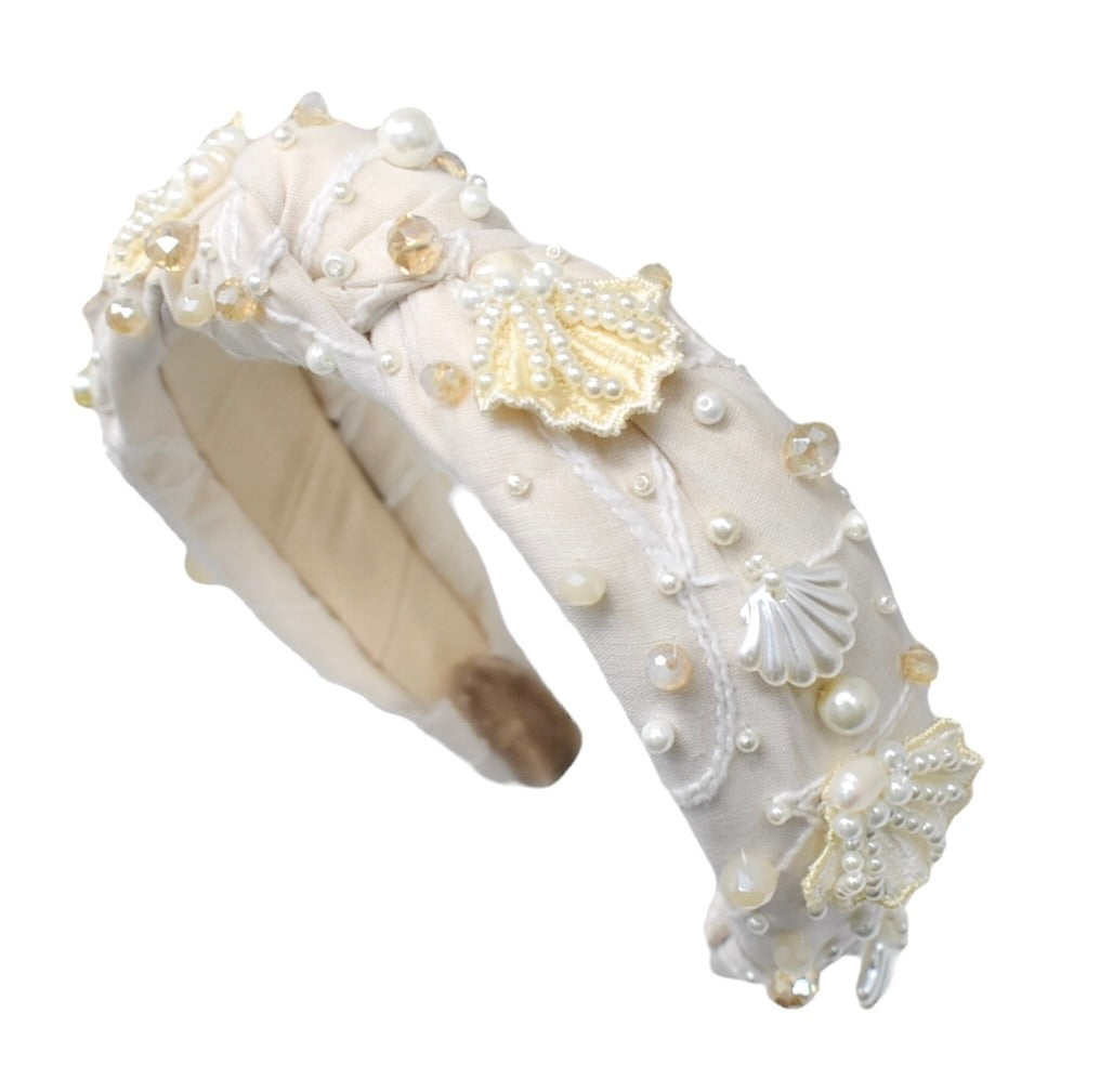 "By the Seaside: Diadema Nudo"