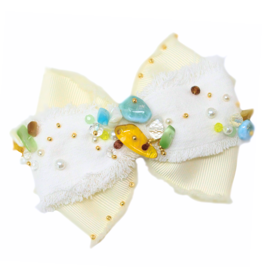 "Mariposa de Amor: Ivory Laura"