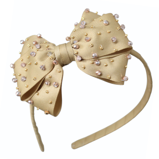 "New Years Eve: Cintillo Chica Can"