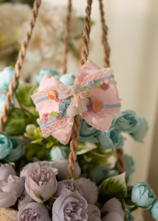 "Bunny Swirl: Chica Can"