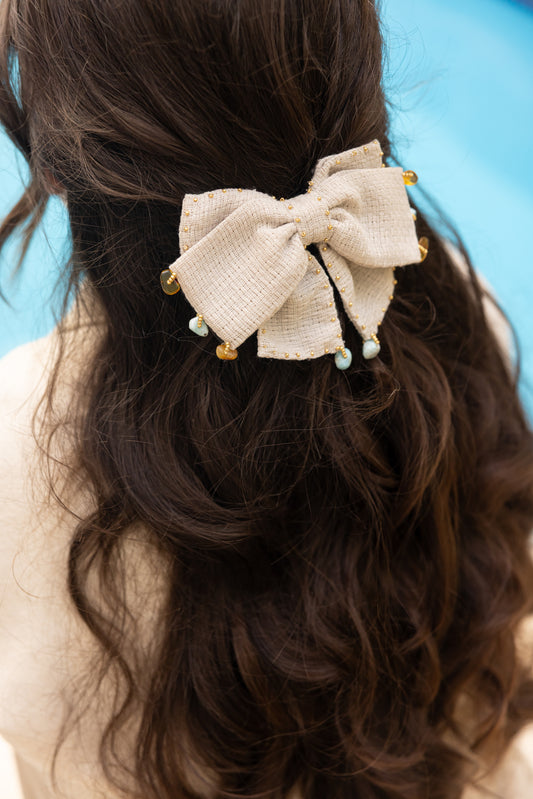 "Hay una Isla en el Caribe...: Lauren Bow"