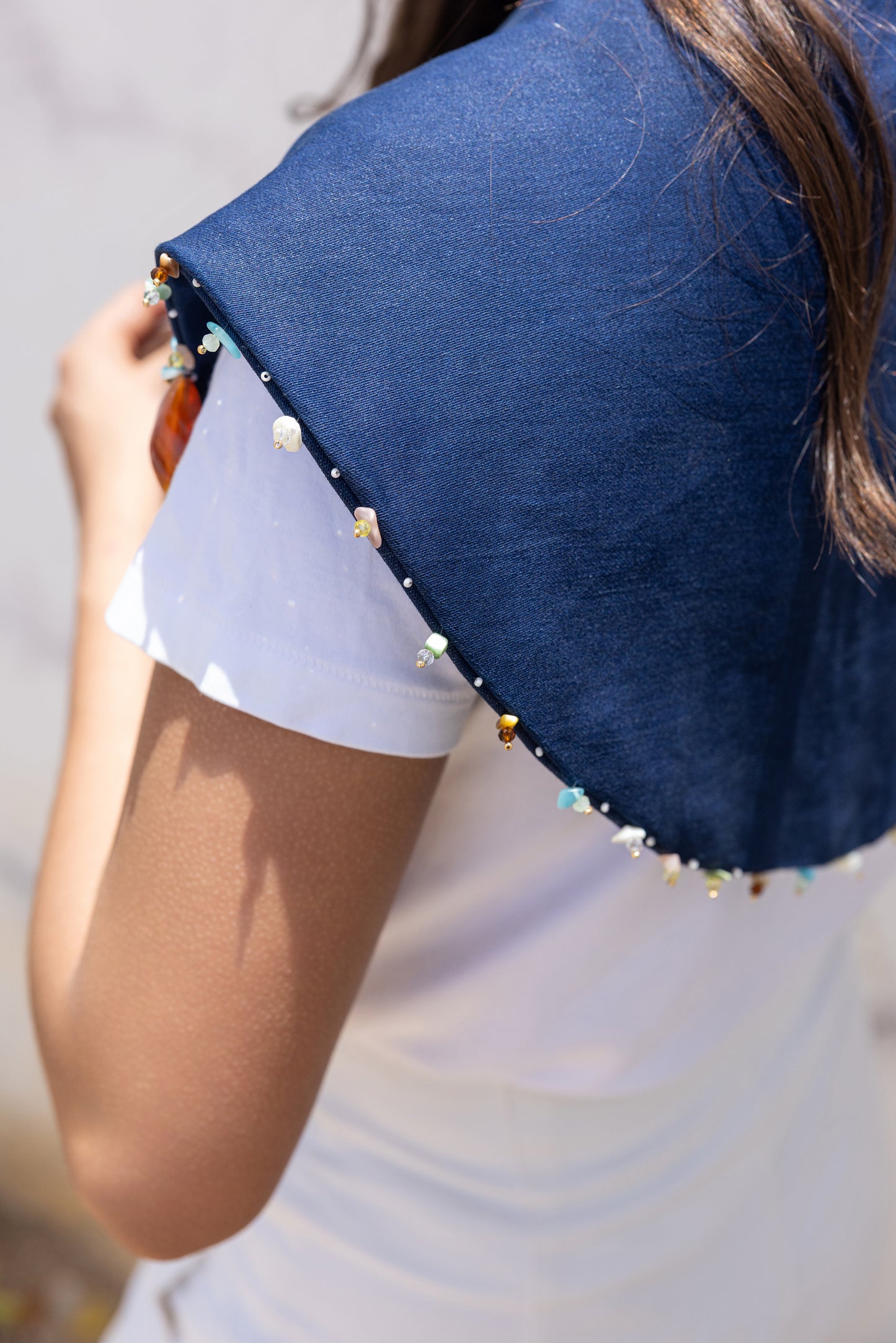 "Café en el Campo: Jean Shirt Collar "