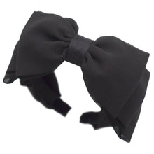 Load image into Gallery viewer, &quot;Bow Loving: Negro&quot;