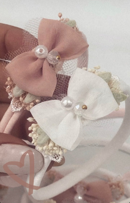 “Mini Bows: Rosa Viejo/Blanco”