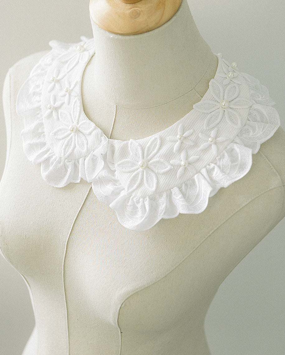 “White Gardenia: CUELLO”