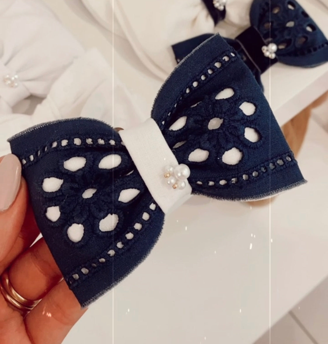 “Blau & Weiss”